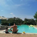 לינה וארוחת בוקר Oceano