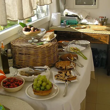 Oceano Bed & Breakfast 4*