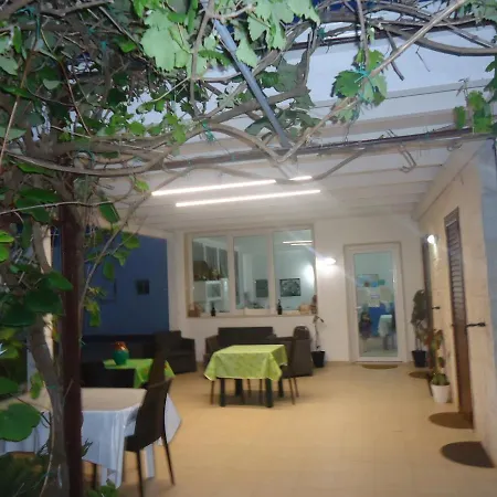 Oceano Bed & Breakfast 4*